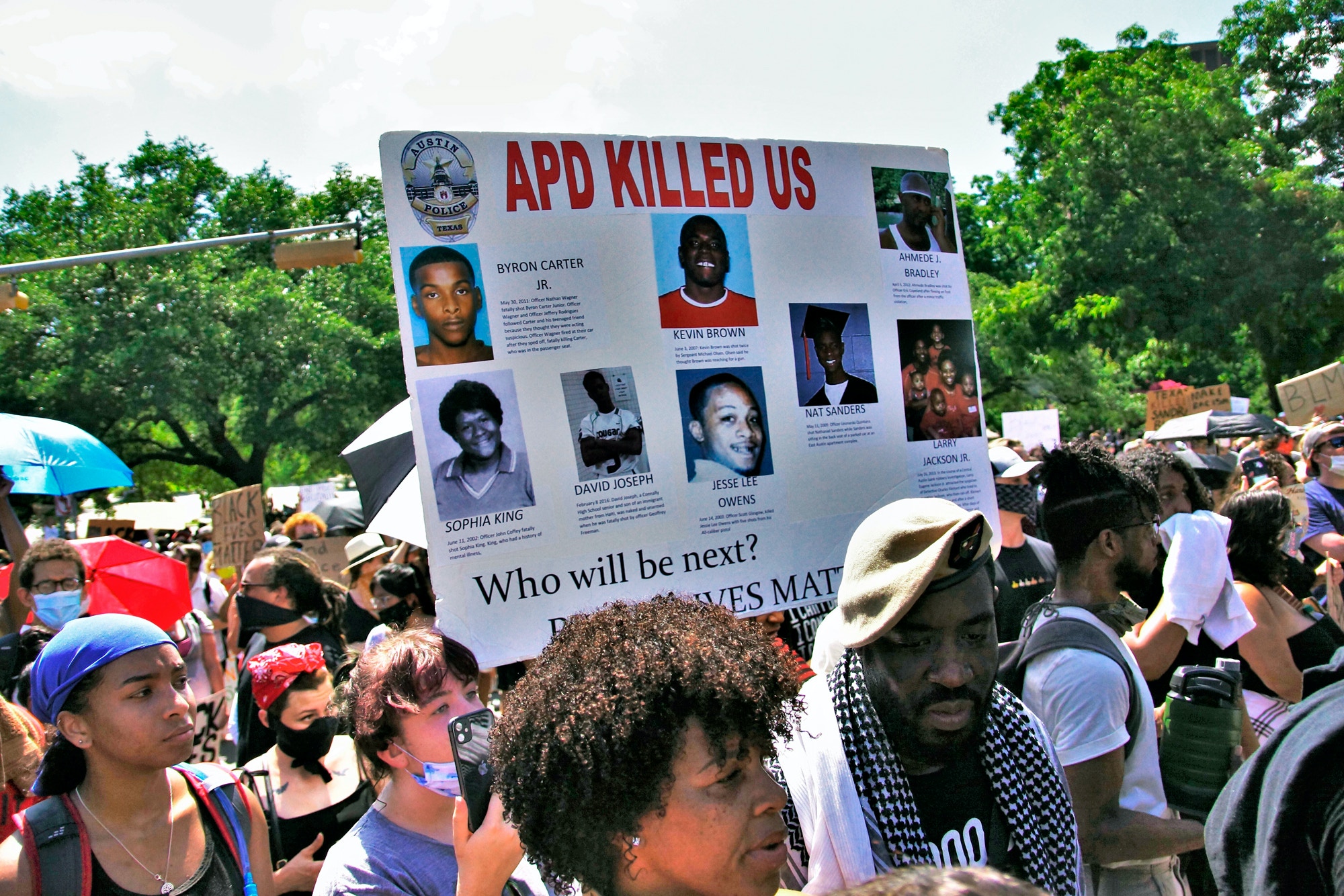 Civil unrest related to the recent killings of George Floyd and Michael Ramos by police continues in Austin ,Texas on 06/07/2020.Approximately 10,000 peaceful protestors marched from Huston-Tillotson College to the State Capitol building.The march was organized by the Austin Justice Coalition.This is the tenth day of protests related to the killing of George Floyd and Michael Ramos in the capitol city.Floyd will be buried in Houston on Tuesday. Pictured thousands of protestors march down Congress Avenue. Atmosphere Protest Signs | usage worldwide Photo by: Jeff Newman/picture-alliance/dpa/AP Images