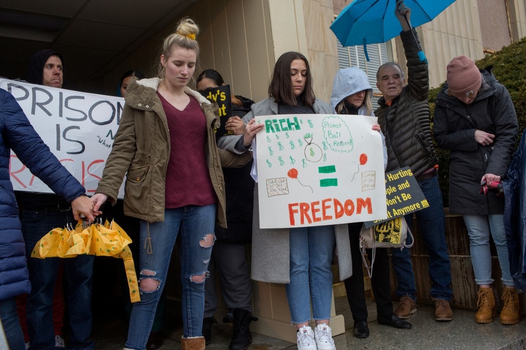 MINEOLA, NY - JANUARY 25: A coalition of bail reform groups hold a rally in front of the Nassau County Courthouse to call for protections to a bail reform bill recently passed by the state legislature on January 25, 2020 in Mineola, New York. (Photo by AndrewLichtenstein/Corbis via Getty Images)