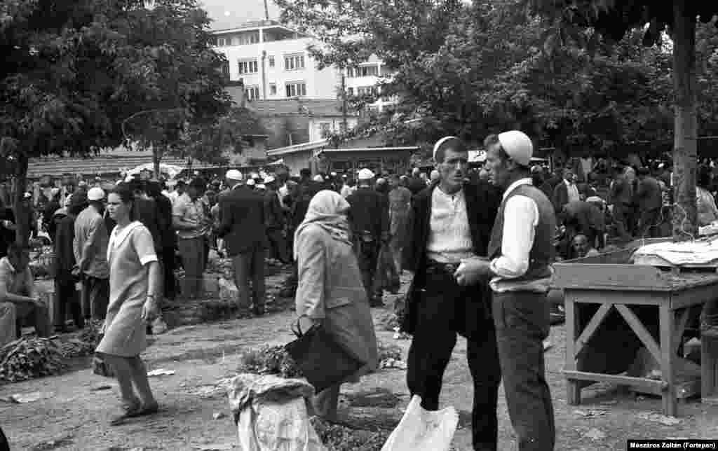 Locals chat at a market in Tetovo, Macedonia, in 1971. The slogan of &ldquo;brotherhood and unity&rdquo; was a guiding principle of multiethnic Yugoslavia. Despite secret-police repression,&nbsp;cracks were beginning to grow along ethnic lines in Yugoslavia. &nbsp; &nbsp;